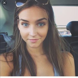 Meet your Posher, Allie